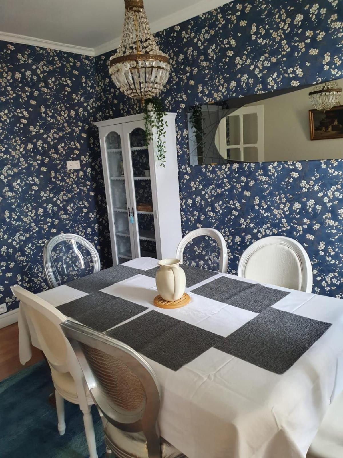 Cote Marne Apartment Шампини сюр Марн Екстериор снимка