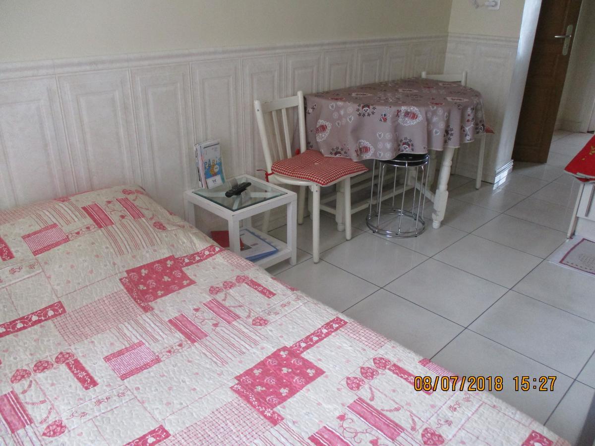 Cote Marne Apartment Шампини сюр Марн Екстериор снимка